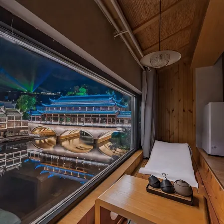Fenghuang Yunqiao Free River View Boutique Homestay (Fenghuang Ancient City Yunqiao Branch)