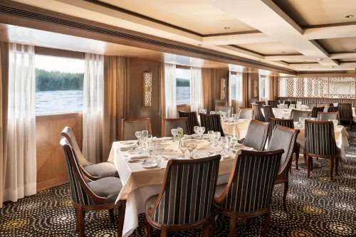 Jaz Viceroy Nile Cruise - Every Saturday from Luxor for 07 - 4성급