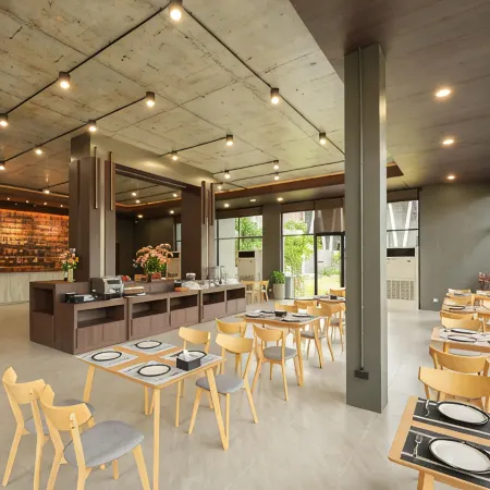 Lalisa Hotel Sadao
