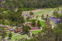 Austral Spacious large 5 br home with Central AC - Villaer