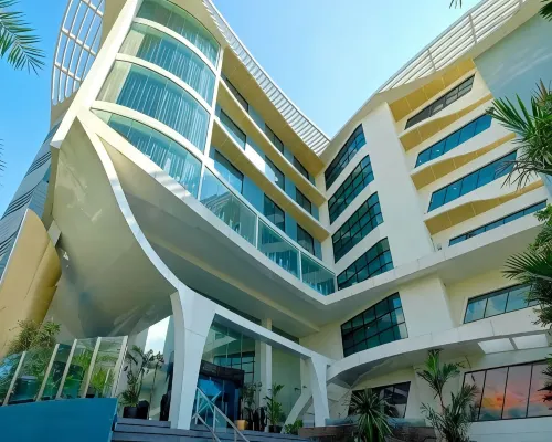 The Xtreme Suites 방카피 주변 호텔