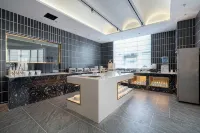 Molin Hotel (Jianglingxian Zhengwu Service Center)