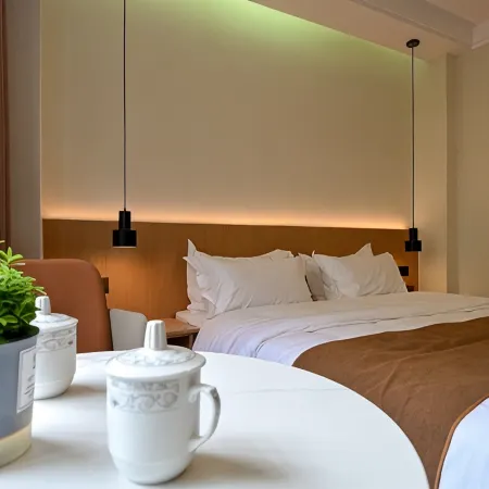 Yunlong Nuo Dengxucheng Hotel