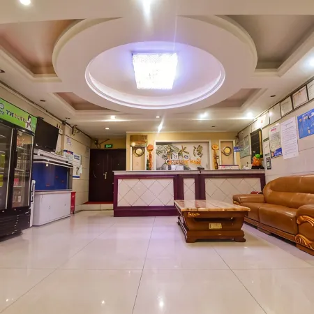 Karamay Clear Water Bay Business Hotel