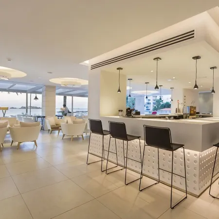 One Ibiza Suites
