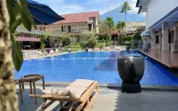 Grage Resort Sangkan - ที่มีสระว่ายน้ำ