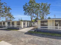 Kalaru Holiday Village Hoteles en Bega