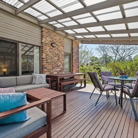 Mollymook Fantastic Beach House - 6 minutes walk to the Beach & Pet Friendly