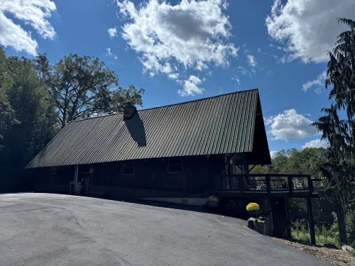 Christmas Tree Farm A-Frame Retreat: Sauna + Views + Near PSU