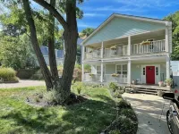 Lake Life Livin’- Beach House - Boutique