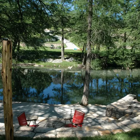 The Cottage At Axis Hill Farm with Private Riverfront