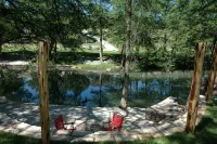 The Cottage At Axis Hill Farm with Private Riverfront - 3-Sterne