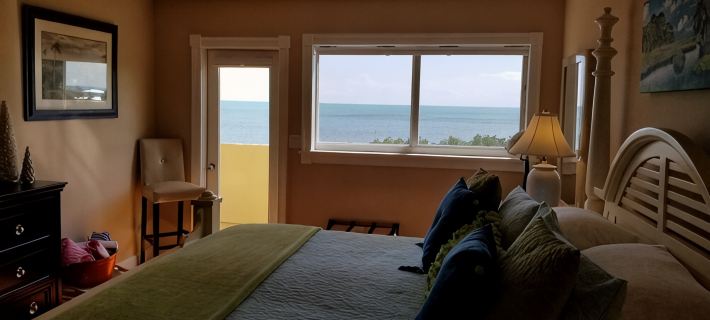 Spectacular Oceanfront Views , Free Wifi, HD Smart TV'S, Summer Special Rates Ξενοδοχεία στην πόλη Islamorada