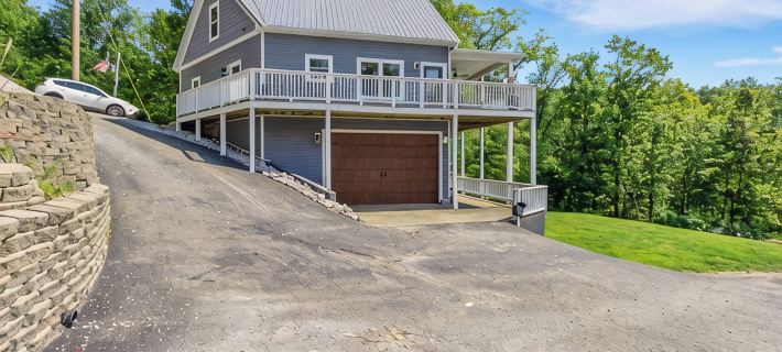 Charming Lakeside Escape w/ Large Deck & Firepit! Hotels in Grayson County
