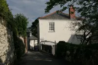 Cottage (2 bedrooms - 3 beds)  Polruan Fowey-stunning views over the estuary+sea