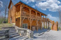Amazing Mountain Views / Hot Tub / Fireplace / Game Room / Creek / Trails