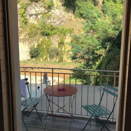 Superb Apartment, Tourism, 135m2, Downtown But Quiet.
