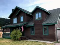 Alpine Vacation Home アルパインのホテル