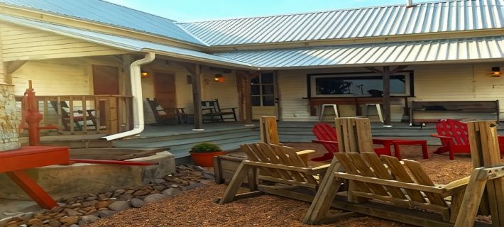 Historic Farm Stay, Star Gazing, Antique Shopping, Pet Friendly! Hotele w: Fayette County