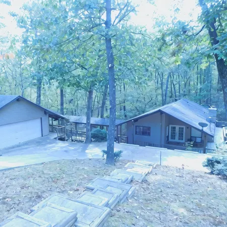 L@@K Resort Living on 2 Wooded Acres. Amazing!! Outdoor Fun! Hot Springs
