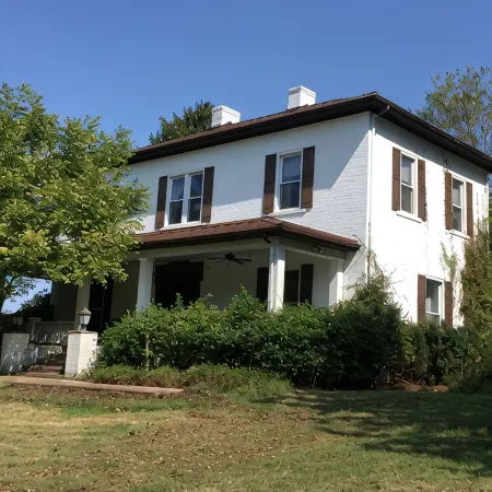 Ohio River Manor House<br>Experience the peace and quiet of a country residence!