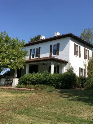 Ohio River Manor House<br>Experience the peace and quiet of a country residence! - badewanne