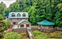 DeerWoodsLodge • Hot Tub • Fire Pit-Arcade-Large Groups-Family Reunion-Retreats - Alphydda