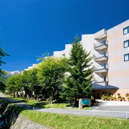Hotel Hakuba Отели в г. Хакуба