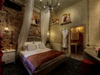 Mysterio Boutique-Hotel Hotels near Kresty Prison