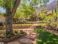 Red Rock Inn Cottages Hotels near Zion National Park