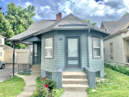Historic 5 Bed Home in the Heart of Downtown Bozeman. Great Location! - บังกะโล