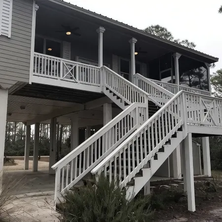 Tide Creek Lookout- Entire Home- 3 Bedrooms, 6 Beds