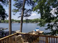 Lake front cottage with dock - 3-Star