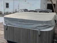 Salmon Goldbug Cottage, hot tub sleeps 8 فنادق في سالمون