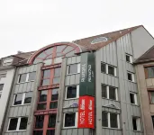 Avenue Hotel Hotele w: 