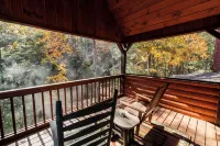 Riversong -3 Br Log Cabin on Toccoa River -Hot Tub, Firepit, Wood Fireplace - Tiny Houses
