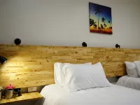The Color Place Hotel in zona Tempio Sala Loi