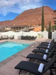 Spacious estate in delightful Ivins with Unique Spanish decor. - Pools