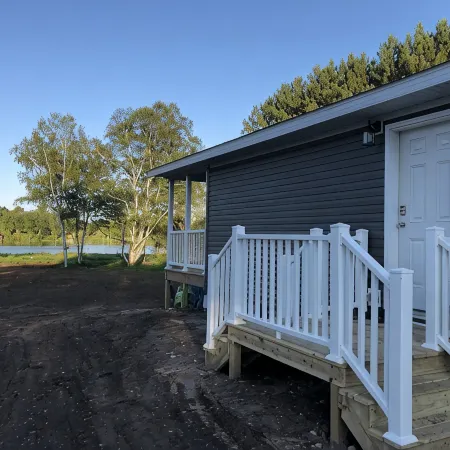 Escanaba River Modern Retreat • 10 Min to Town