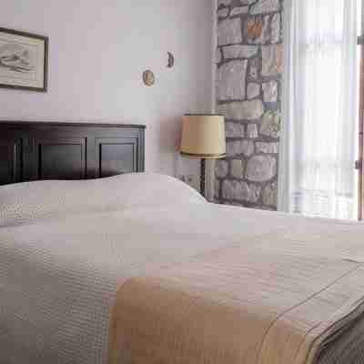 Liladi Stone-Built Villa With Exclusive Pool. Rooms