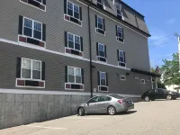 Crescent Suites Hotel Hotels in Waltham
