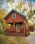 Charming Lakeview Cabin Near Geneva-On-The-Lake, The Perfect Getaway! - 4-Star