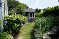 Gardenview Bed and Breakfast