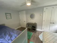 Popponesset modern beach house 6 minute walk to private beach (plenty of beds