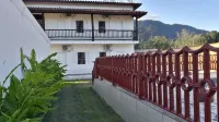 Apartamento de 2 Quartos em Maresias Com ar Condicionado e Piscina - 3성급