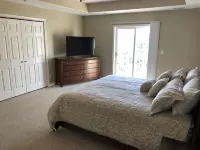 Charming Oceanfront, Vibe District, Wavegarden, Dome Executive Townhouse - Jacuzzi