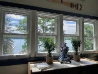Cozy 2br cottage with firepit, long lake views, lake access and shady/sunny dock Hotels in Castleton