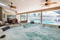 Standalone Hot Tub, Heated Salt Pool & Game Room - Jacuzzi