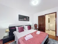 TOURIST VILLA in Ponta Delgada, São Miguel up to 8 pax w/ sea view
