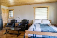 Yellowstone Cabin #5 at Gallatin Canyon Cabins